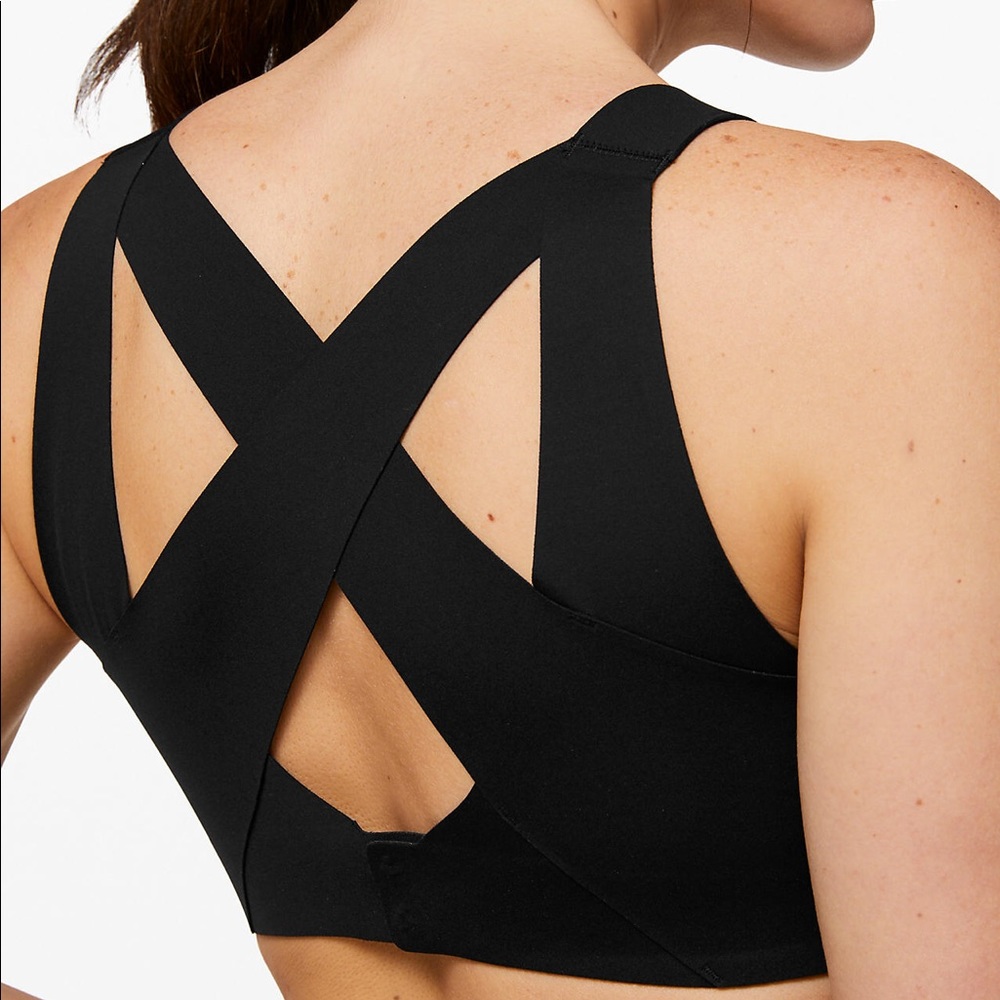 Lululemons Enlite Sports Bra